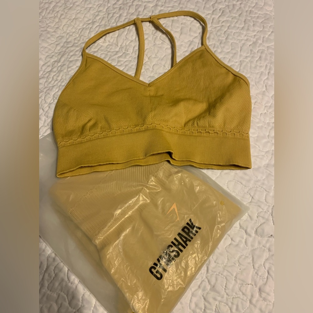 SOLD Gymshark Studio Set Medium